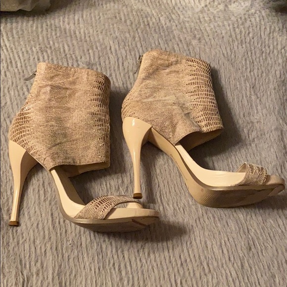 BCB Generation "maemi" snakeskin heels - Picture 2 of 4